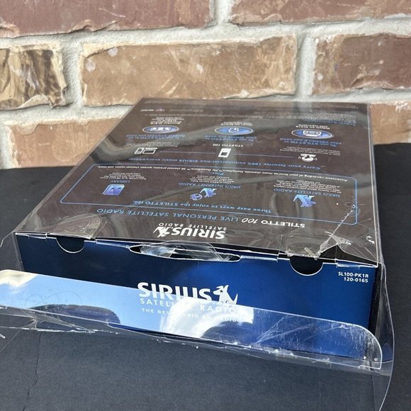 Sirius Stiletto 100 Portable Satellite Radio SL100PK1R Sealed Box Mp3 Player - Picture 14 of 15
